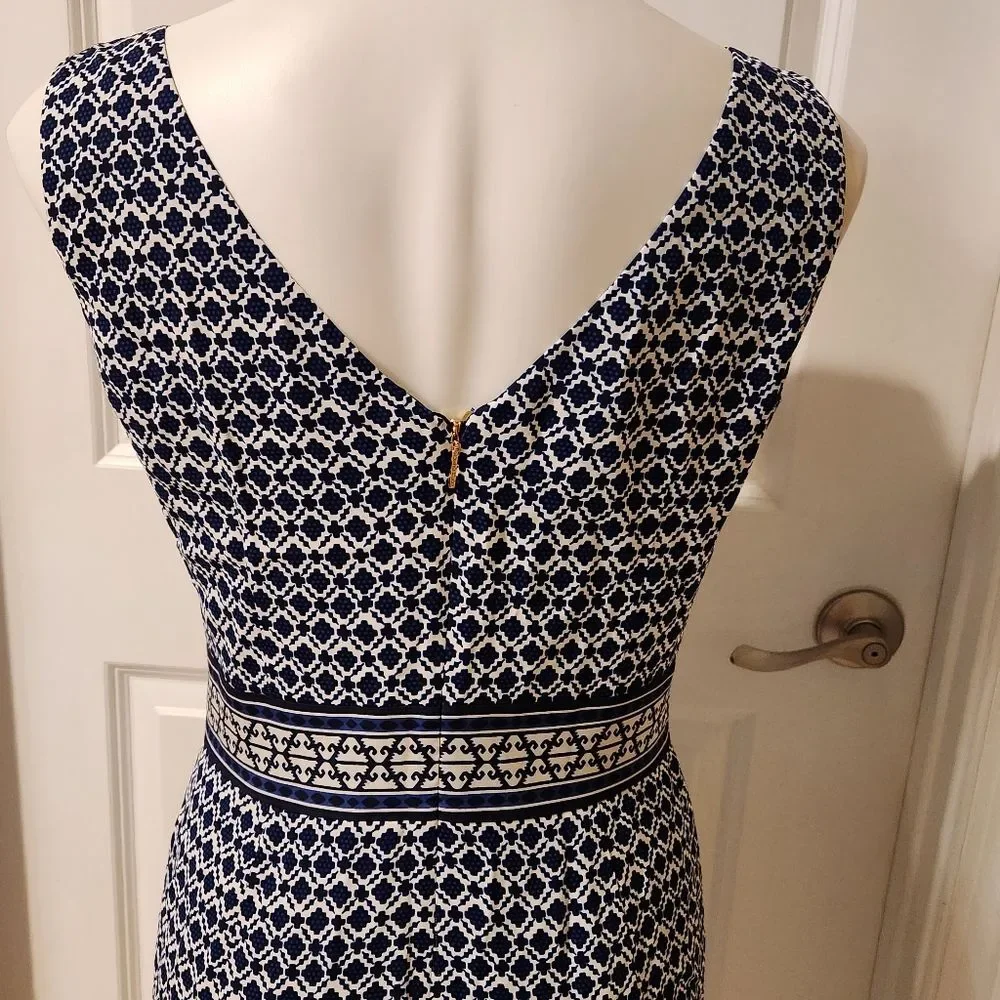 Tory Burch dress size 8, blue and white